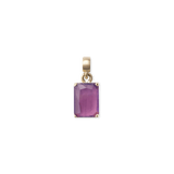 Daniel WellingtonのAmethyst Octagon Gold Charmの正面画像です。深みのあるパープルのアメジストを八角形にカットし、ゴールドの爪留めで留めたデザイン。光の当たり方で紫の濃淡が美しく変化します。