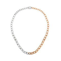 ダニエルウェリントンのContrast Link Necklaceを全体的にご覧いただけます。シルバーとローズゴールドのスクエア型リンクが半分ずつ連なり、ポリッシュ加工された各面が光を反射して輝くツートンカラーのチェーンネックレスです。