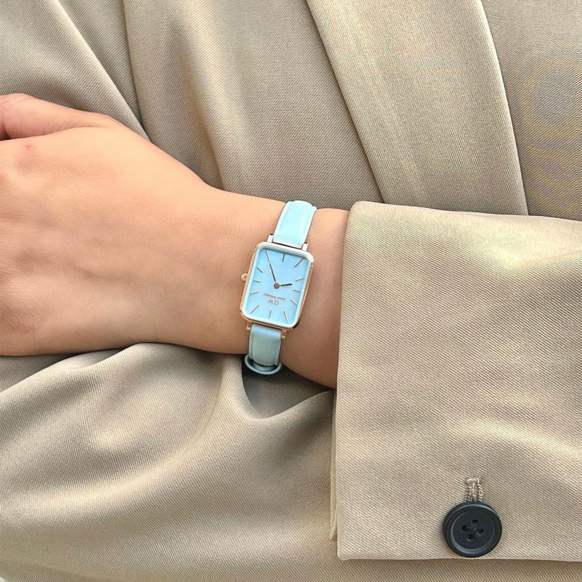 Quadro Bluebell - Women's watch in pastel blue | DW