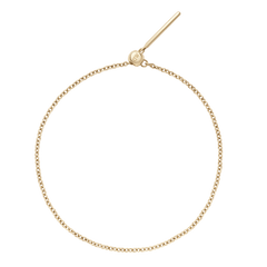 ゴールドのオーバルチェーンが円形に広がったCharms Chain Bracelet Gの全体像。細身で均一なリンクと、スライド式ビーズ留め具から伸びるバーのディテールが際立ちます。