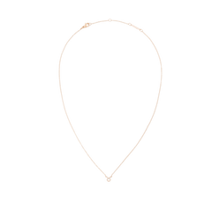 Crystal Zodiac Chain Necklaceのおうし座モデルを白背景で撮影した画像です。ローズゴールドの細いチェーンが優美な曲線を描き、先端にはクリスタルで形作られた小さなおうし座のモチーフがあしらわれています。