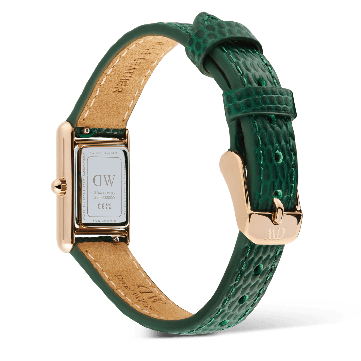 Bound Mini Green Lizard Rose Goldの裏面を捉えた画像です。ケースバックの刻印やシリアルナンバー、ナチュラルレザーの裏地に施された白いステッチ、そしてローズゴールドのピンバックルに刻まれたDWロゴが確認できます。