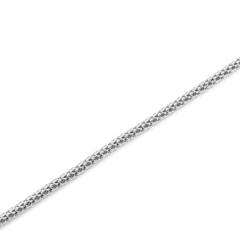 Tide Mesh Bracelet Sterling 1.8のメッシュチェーン部分を拡大した画像です。1.8mmの極細シルバーチェーンに施された精巧な編み込み構造と、光の当たり方で生まれる繊細な陰影がご覧いただけます。