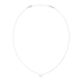 Daniel WellingtonのMirelle Heart Necklaceは、シルバーの細いチェーンにキュービックジルコニアをあしらった小さなオープンハートのペンダントが付いた、ミニマルなデザインのネックレスです。