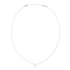 Daniel WellingtonのMirelle Heart Necklaceは、シルバーの細いチェーンにキュービックジルコニアをあしらった小さなオープンハートのペンダントが付いた、ミニマルなデザインのネックレスです。