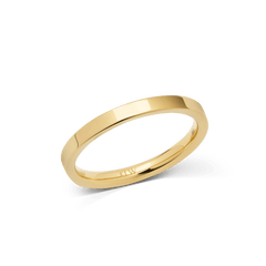 Daniel Wellington Line Ring Polished Gold 2.5mmは、フラットなバンドに鏡面仕上げのゴールドを施したミニマルデザインのリングです。内側にはロゴが刻印されています。