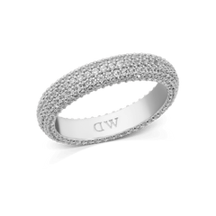 ダニエルウェリントン Pavé Ring Silverの商品画像。キュービックジルコニアがリング全体に敷き詰められたドーム型のシルバーリングで、内側にはブランドロゴの刻印が施されています。
