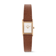 Daniel Wellington Bound Miniの正面からのプロダクトショット。ローズゴールドの長方形ケースに、インデックスのない白い文字盤と、リザード型押しのライトブラウンレザーストラップを組み合わせた、ミニサイズの女性向け腕時計です。