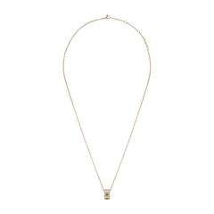 Daniel WellingtonのElan Lumine Necklace ゴールドの全体像。細身のケーブルチェーンに、クリスタルがあしらわれたリング型ペンダントが下がり、留め具付近にはブランドプレートが添えられたミニマルなデザインです。