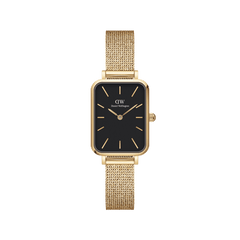 Daniel Wellington Quadro Pressed Evergoldは、ブラックの文字盤にゴールドのバーインデックスをあしらったレクタンギュラーケースと、ゴールドのメッシュストラップを組み合わせたレディース腕時計です。