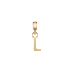 Daniel WellingtonのLetter Charm Goldは、アルファベットの「L」をモチーフにしたデザインです。直線的なフォルムとゴールドのやわらかな輝きが調和し、ベイル上部からリングを通してチェーンに取り付けられる仕様となっています。