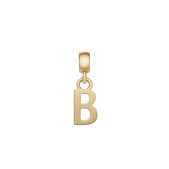 Daniel Wellingtonのレターチャーム「Gold」は、ゴールドカラーのアルファベット「B」をモチーフにしたデザインです。丁寧に磨き上げられた表面が光を受けて上品に輝き、ブレスレットやネックレスに取り付けられるベイル付きです。
