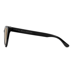 Lynx Bio-Acetateサングラスのサイドビューです。光沢のあるブラックのテンプルにはDaniel Wellingtonのブランドロゴがシルバーで刻印され、フレーム越しにイエローレンズがのぞいています。